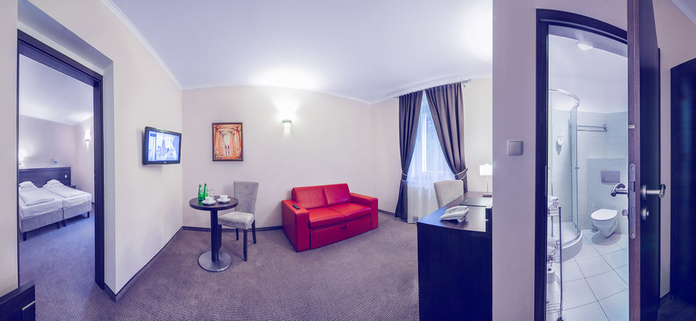 Hotel Niemcza Wino & Spa Exterior photo